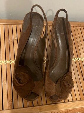 BCBG Women’s Brown Suede Slingback Peep-Toe Heels with Flower Accent 7.5